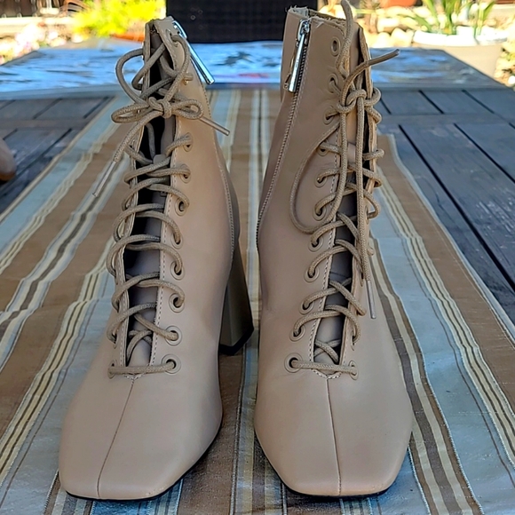 ZARA LACE UP ANKLE BOOTS - Picture 1 of 6